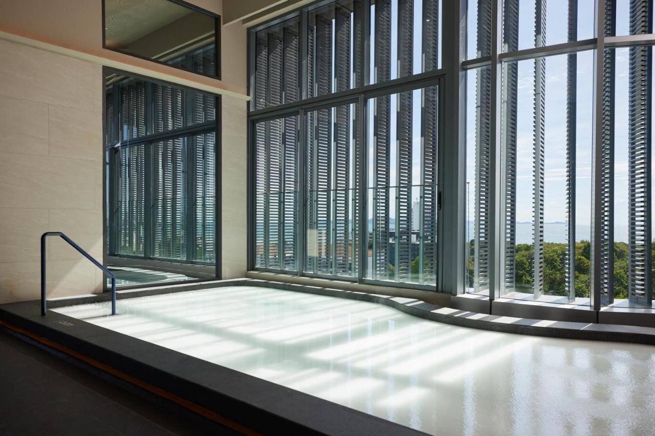 Grande Centre Point Space Pattaja Kültér fotó Interior of the building